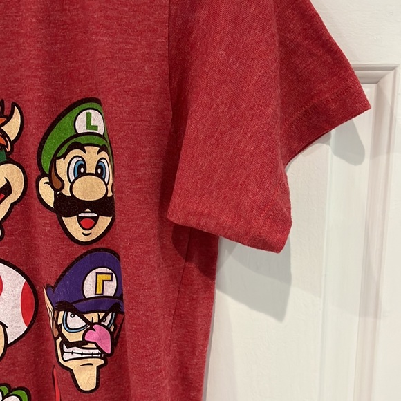 Vintage Super Mario Graphic T-Shirt Nintendo Small Red EUC Unisex - Picture 6 of 6
